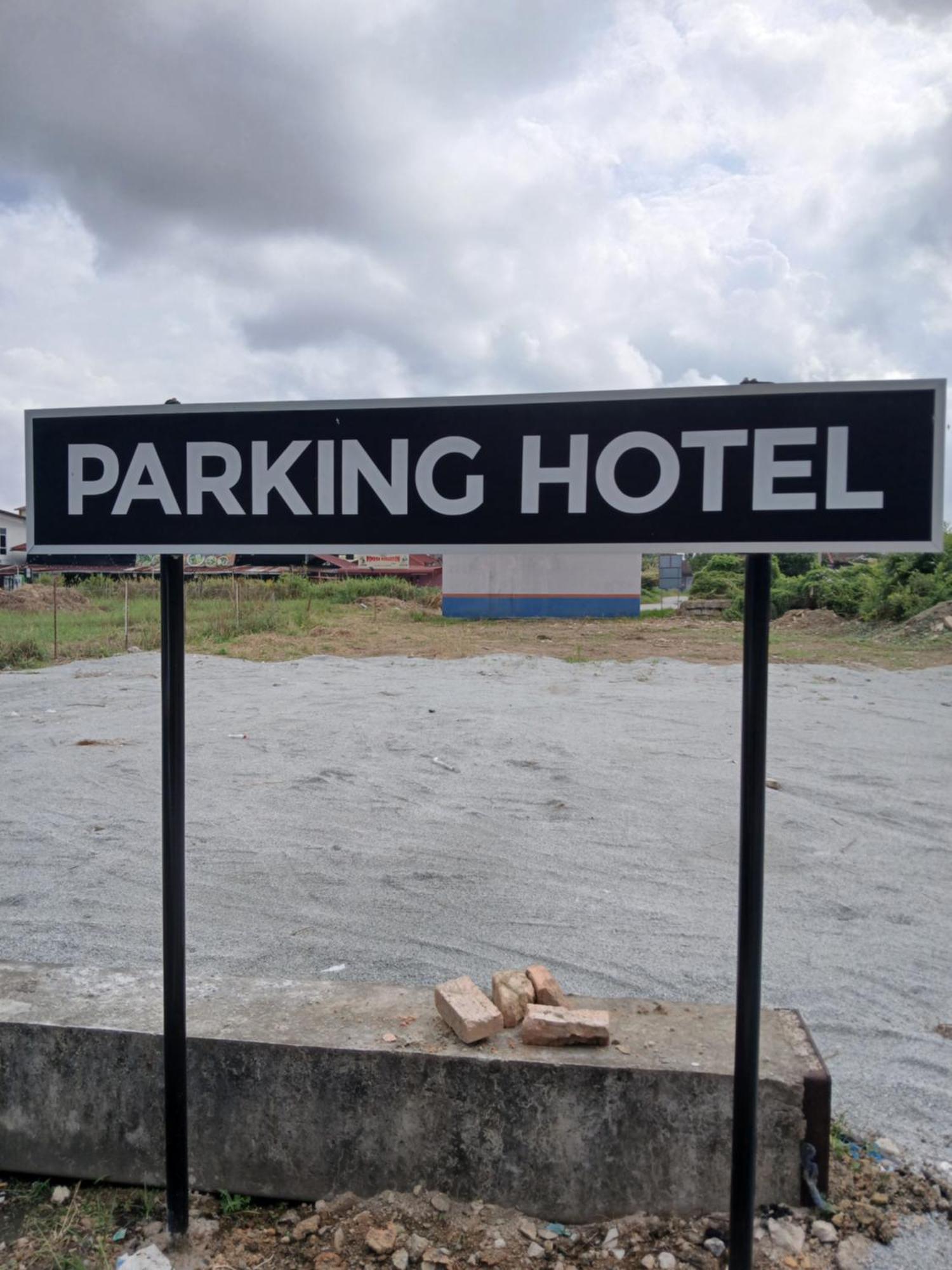 Tz Satellite Hotel, Kota Bharu Exterior photo